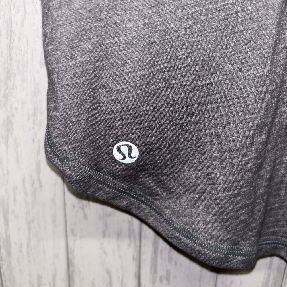 Womens Size 6 Lululemon Tank Grey EUC - Picture 3 of 4